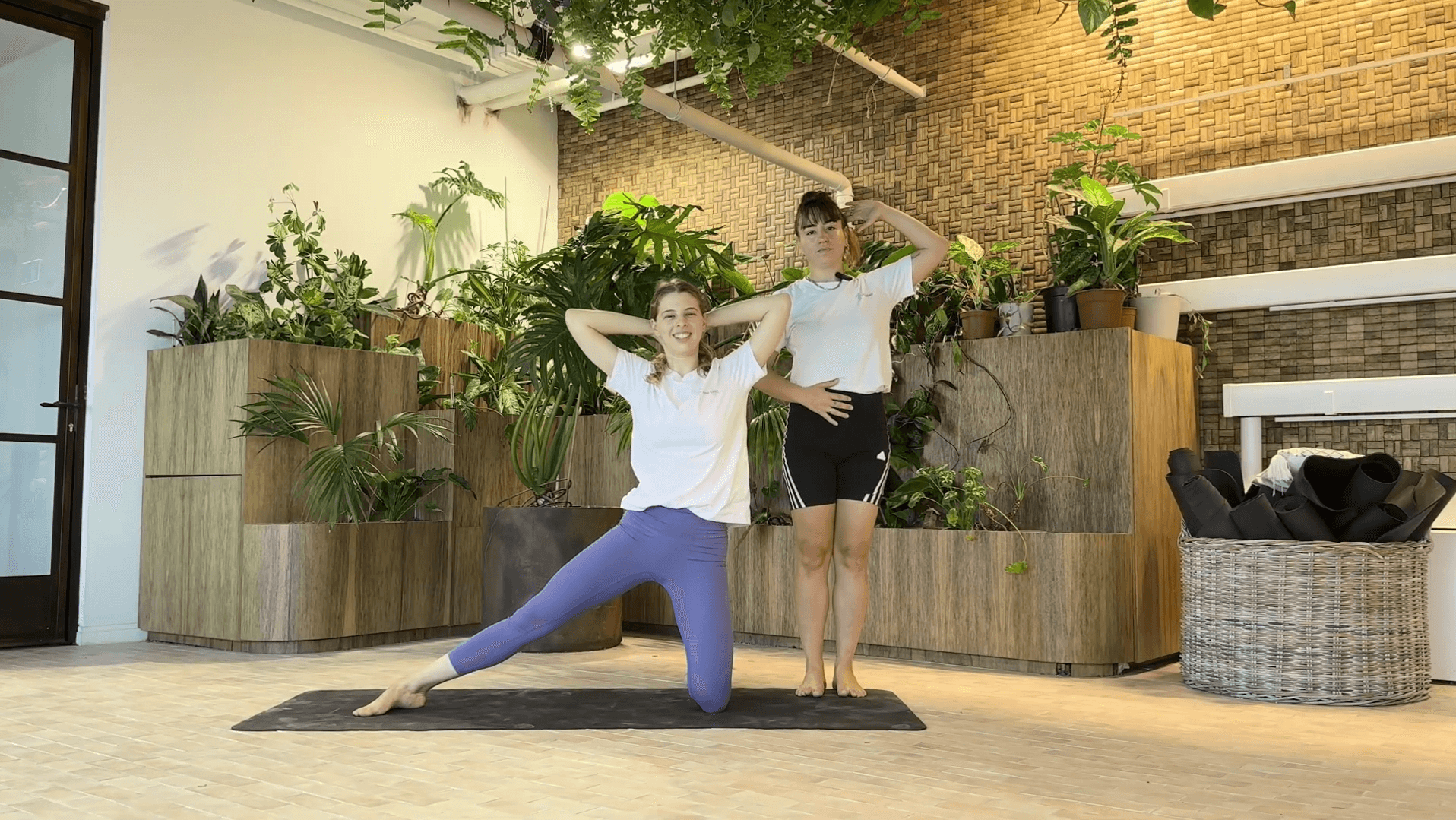 שיעורי פילאטיס וחיזוק בקורס הריקוד הדיגיטלי